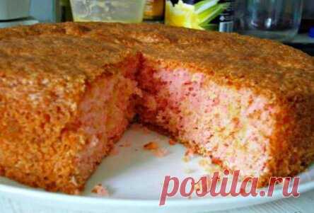 Вот что получается из обычного брикета киселя. Кулинарное открытие! Такой ярко-розовой красоты не ожидала.