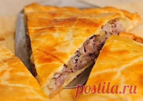 Пирог с мясной начинкой..