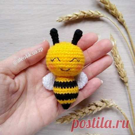 Пчелка из пряжи