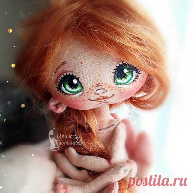 Фиговая из меня интриганка короче😂Лупоглазик.
Она 👆 будет учавствовать в лотерее и достанется счастливчику всего за 200 р).Нравится вам?...Рост 18см.Утяжелена.Приятно держать в ладошке. Натуральные волосики,можно заплетать.
#Сладошки_от_Ириски