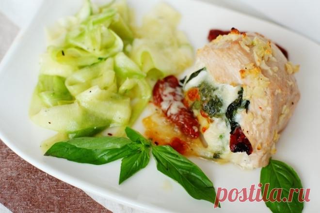 7 интересных рецептов из индейки 





Индейка — диетический источник белка, она богата витаминами PP, B6, B12, B2, а также микроэлементами — фосфором, кальцием и калием. По содержанию железа мясо индейки приравнивается к курятине и …