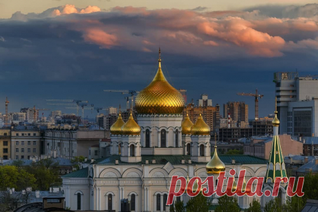 Санкт-Петербург ⠀