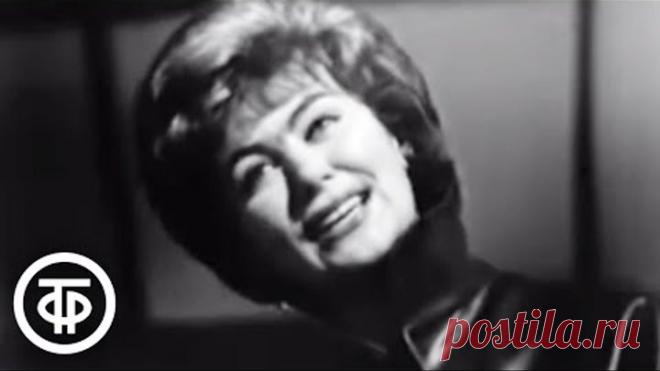 Поет Эдита Пьеха (1964)