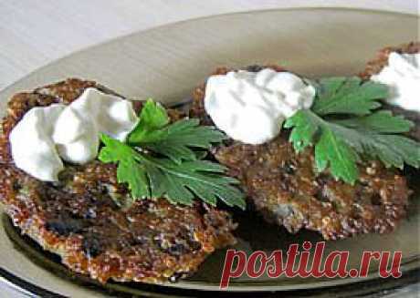 По этому рецепту получаются невероятно вкусные баклажанные оладьи!