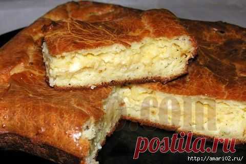 Пирог с сырной начинкой.