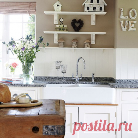 Country kitchen with butler sink and wall panels | Kitchen decorating | housetohome.co.uk