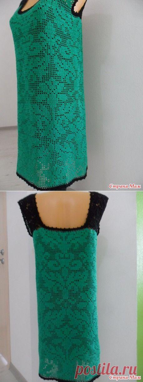 Платье-сарафан цвета изумруд, филейное вязание+мотивы