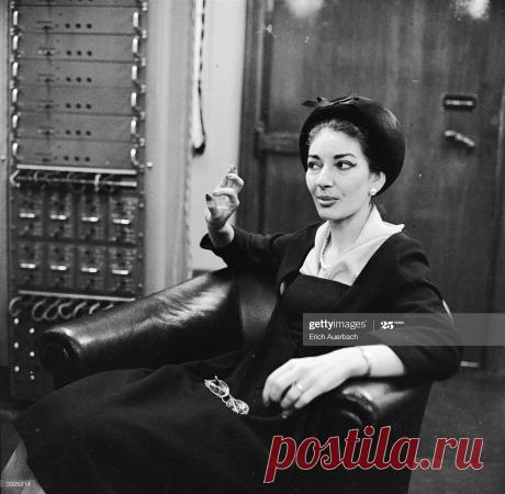 24th-september-1958-greek-operatic-soprano-maria-callas-picture-id3325214 (2048×2002)