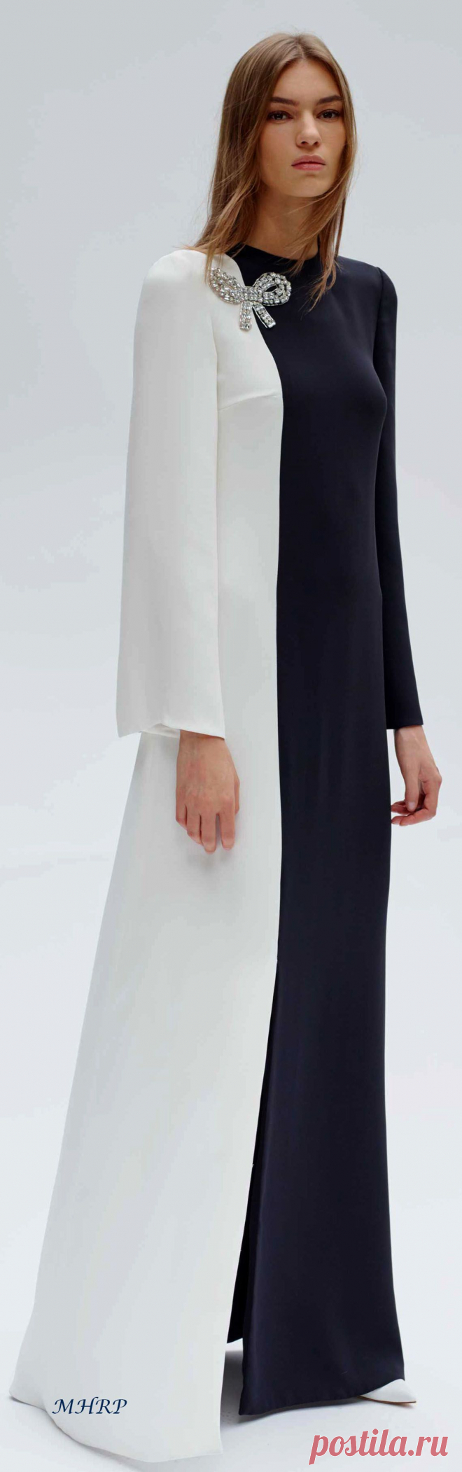 Reem-Acra-Vogue-Resort-2019