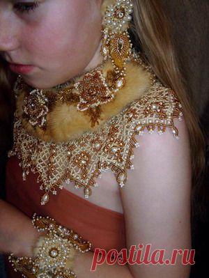 Комплект "Русская красавица" | biser.info - всё о бисере и бисерном творчестве