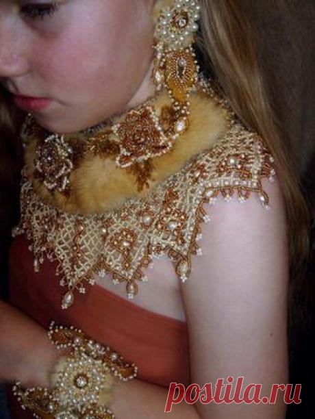 Комплект &quot;Русская красавица&quot; | biser.info - всё о бисере и бисерном творчестве