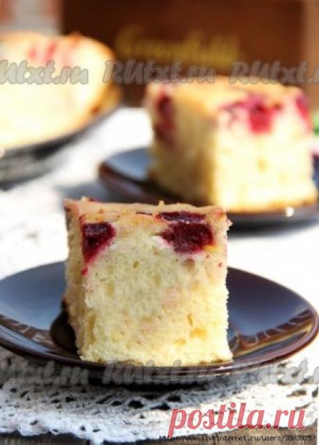 Пирог на минералке с вишней - огомный, высокий, пышный и очень вкусный