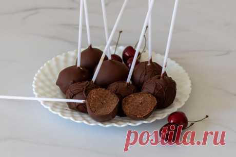 Кейк-попсы — 5 простых рецептов вкусных домашних пирожных на палочке