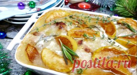 Французская куриная кастрюля A la normande - ПУТЕШЕСТВУЙ ПО САЙТУ. Жареный бекон, аромат тимьяна и розмарина, аромат душистых яблок… Обжаренные яблоки и куриное мясо в ароматном соусе с сидром — просто идеальное сочетание! Вon appétit! ИНГРЕДИЕНТЫ куриные голени 8 шт. лук 1 шь чеснок 2 зубчика сельдерей 2 стебля бекон 4-5 полосок мука 1 ст.л. сливки 100 мл яблоки 2 …