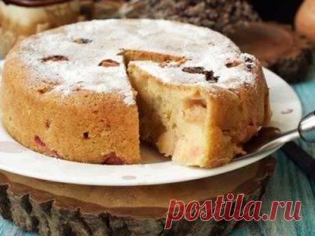 Шарлотка с ревенем в мультиварке - простой и вкусный рецепт с пошаговыми фото
