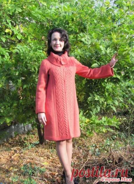 Пальто спицами с ажурной каймой - Вязание - Страна Мам