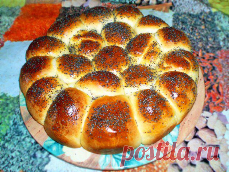 Пирог из булочек с ветчиной и сыром