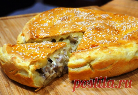 Сытный и аппетитный пирог с обалденной начинкой Очень вкусный пирог с вкуснейшей начинкой из куриного мяса и грибов. В...