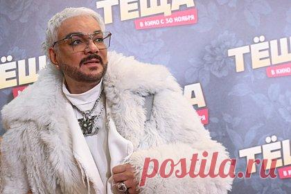 Стало известно отношение Киркорова к санкциям против него. Санкции Австралии не влияют на жизнь певца Филиппа Киркорова. Об этом заявил директор артиста Максим Ситник. По словам представителя певца, Киркоров уже был в Австралии, поэтому не сожалеет о попадании в санкционный список. Ситник подчеркнул, что он и артист живут и работают в России.