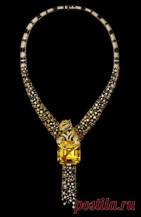 PANTHÈRE DE CARTIER