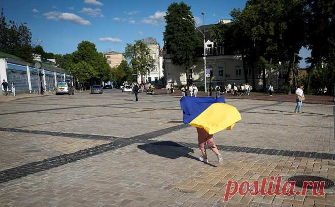 Захарова заявила об ответе на передачу Киеву доходов от активов России. Россия жестко ответит в случае перечисления доходов от российских активов Украине, заявила официальный представитель МИД Мария Захарова в ответ на вопрос «Известий».