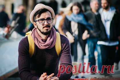 Раскрыта загадка старческой потери памяти на лица. Ученые Университета Мэриленда раскрыли загадку потери памяти на лица, когда человек не может вспомнить внешность другого человека, с которым он разговаривал всего несколько часов назад. Результаты научной работы помогут разработать препараты, улучшающие когнитивные способности у пожилых людей.