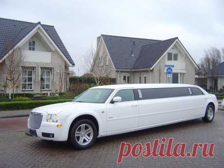 Chrysler 300 Limo