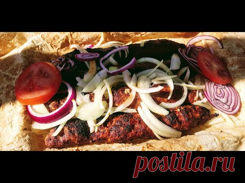 Люля кебаб с подкопченным вкусом по Акопоффски, и бонус бургер на мангале.