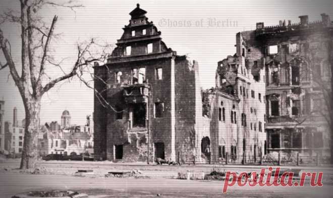 Moon Muse - Ghosts of Berlin (2025) 320kbps / FLAC
