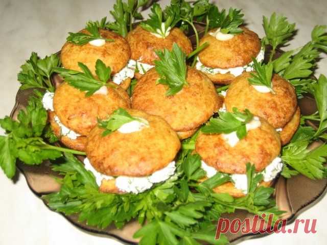 Закусочные пирожные из цветной капусты.