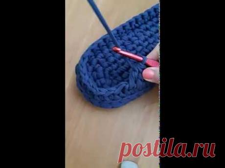 Учимся вязать домашние тапочки с задником.