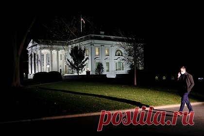 США усомнились в необходимости контактов с Россией по атаке БПЛА на Кремль. США сомневаются в целесообразности проведения контактов с РФ на высоком уровне по инциденту с атакой дронов на Кремль. Об этом заявил координатор по стратегическим коммуникациям Совета национальной безопасности Белого дома Джон Кирби. Чиновник отметил, что не в курсе, проводились ли переговоры по данному инциденту.