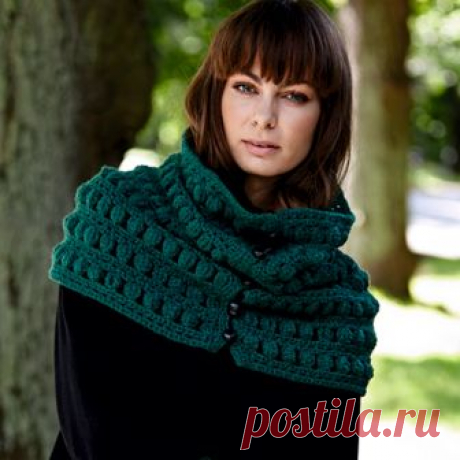 Пелерина с ажурным узором; интересная замена снуду и шали. Крючком. / knittingideas.ru