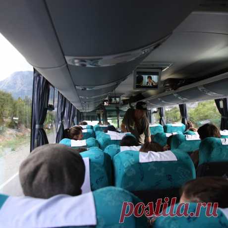 🚍 Быстрые и комфортабельные пассажирские перевозки
🤩 Низкие цены 👤 Водители со стажем 💯 Гарантия безопасности
💖 Индивидуальный подход к каждому клиенту 📞 +7(916)820-68-80