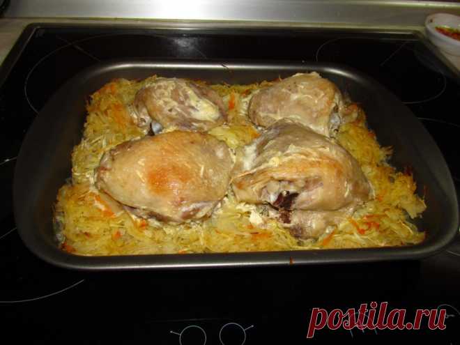 Куриные бедра с капустой