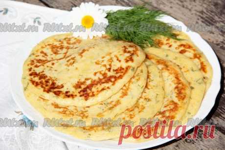 Лепешки с сыром и зеленью - 11 пошаговых фото в рецепте