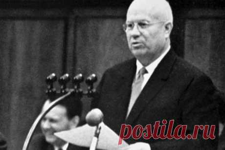 В это трудно поверить, но сверхважный документ оказался у иностранной разведки из-за интрижки сотрудницы польской компартии.