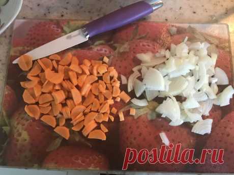 Гуляш из куриных сердец - Простые рецепты Овкусе.ру