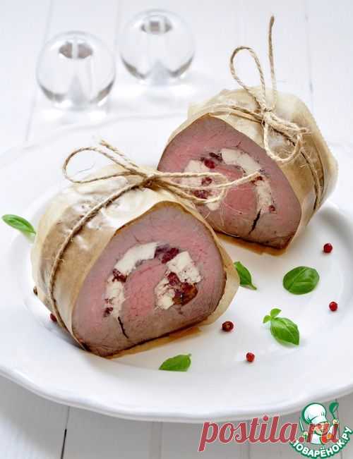 Запеченное мясо с брынзой и вялеными томатами - кулинарный рецепт