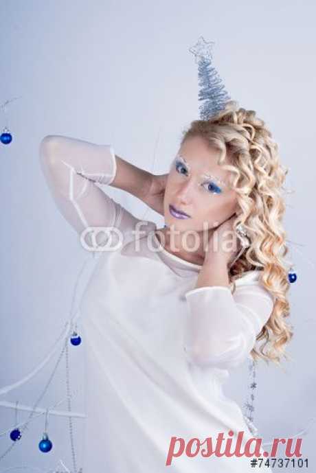 &quot;Девушка в образе снежной королевы&quot; Stock photo and royalty-free images on Fotolia.com - Pic 74737101