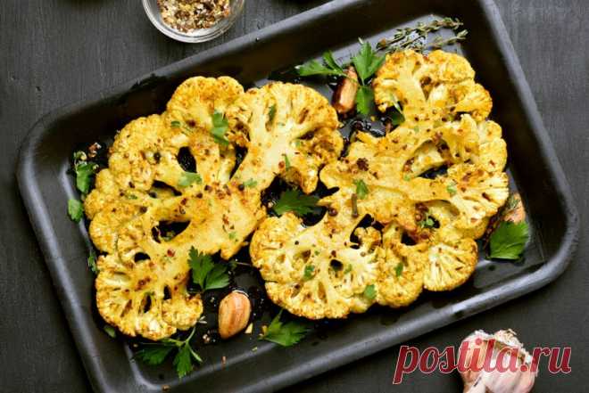 Блюда из цветной капусты: рецепты быстро и вкусно с фото в духовке Блюда из цветной капусты приготовленные по описанным рецептам имеют нежный вкус. Обязательно каждое блюда приглянется многим.
