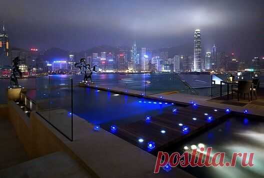 Группа: Книга путешественника