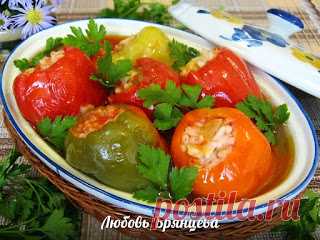 Рецепт с фото: Фаршированный перец курицей, рисом и яблоками - яркое, осеннее овощное блюдо, вкусное и легкое. :Хлебосольные хозяйки. Рецепты домашней кухни