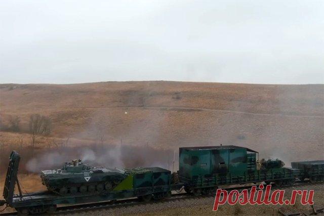 Бронепоезд «Енисей» в борьбе с диверсантами. Железнодорожники на бронированном поезде пресекают террористические акты.