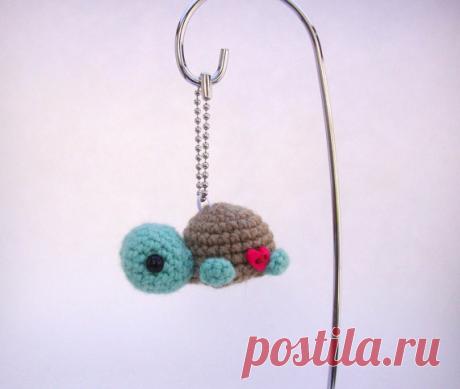 Tortuga de ganchillo llavero Tortuga llavero lindo por OdllyEnough