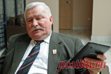 Лех Валенса призвал ударить по Москве в случае нападения на Украину
