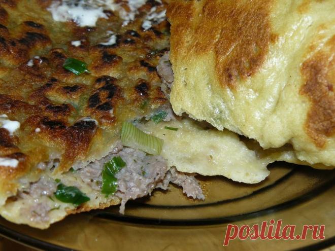 Чудесный ХЫЧИН - в нем много-много МЯСА плюс много-много ЗЕЛЕНИ.