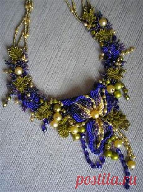 Украшения из бисера