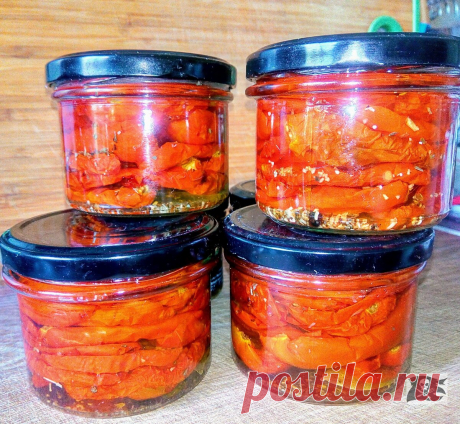 Вяленые помидоры в масле. Просто и вкусно. Плюс рецепт замечательного соуса для пиццы. | высокая(НЕТ)кухня | Яндекс Дзен