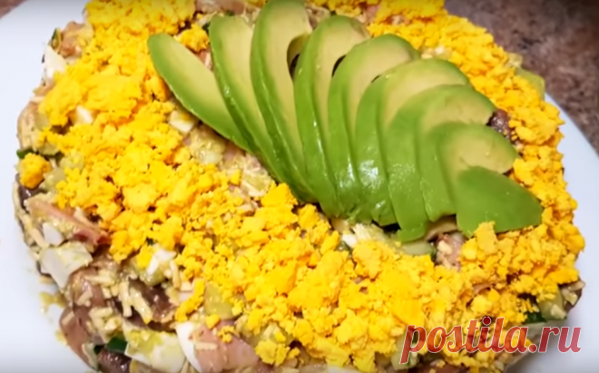 Салат к новогоднему столу с фантастически вкусной заправкой